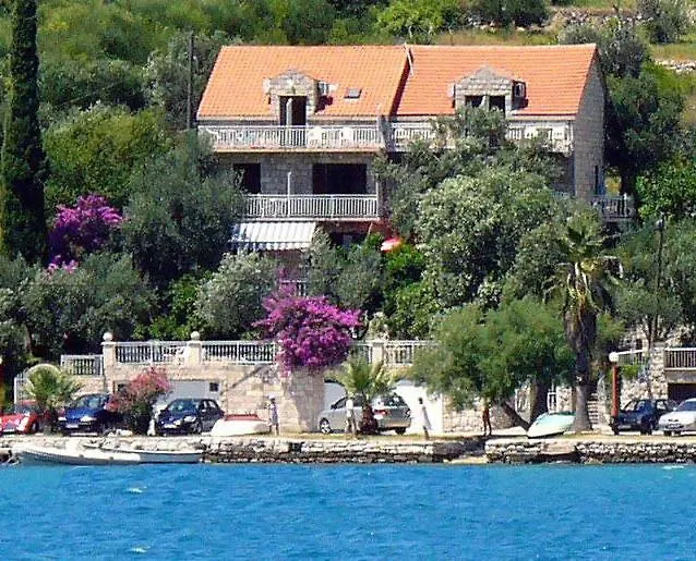 Vila Luka-1